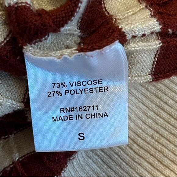 Hooked Up Striped Mock Neck Cable Knit Sweater Tan Burgundy Size Small - Picture 7 of 8
